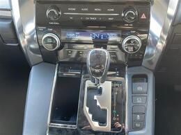 納車前に内外装のクリーニングをいたします。各種コーティング（別途有料）もご用意しておりますので、是非ご相談ください。