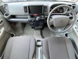 内装のスレ、へたりも少なく状態良好です！