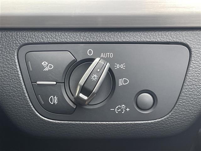ご遠方の場合でも、下取り車両の金額を概算でお出しすることは可能でございます。車検証をお手元に、走行距離をご確認の上お問い合わせくださいませ。