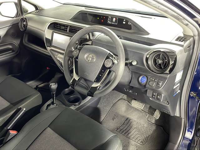 【インパネ全体】全方位で視界が広く、高い目線で運転もしやすいです！