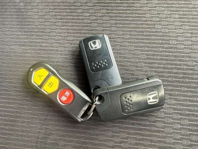 リモコンもついているので、楽に操作が可能です☆