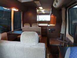 トイファクトリー製　プティ　9名乗車5名就寝　8ナンバーキャンピング登録