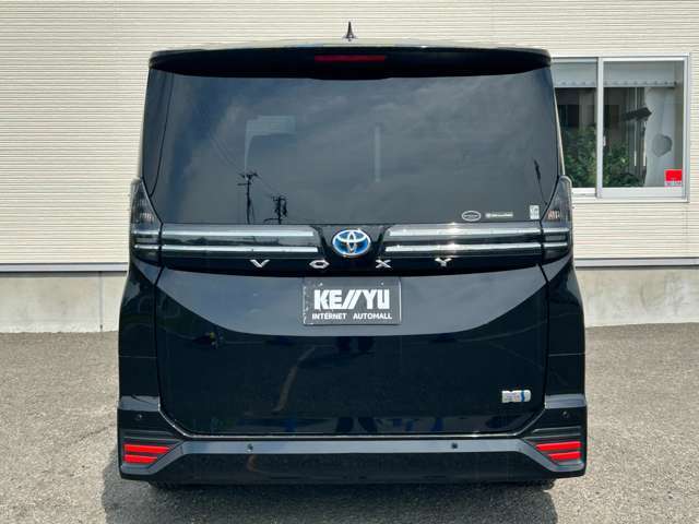 公的機関「（財）日本自動車査定協会」の基準を採用。日本オートオークション協議会「走行距離管理システム」で距離に不正が無いかもチェック済みです。専門業者によるルームクリーニング実施。