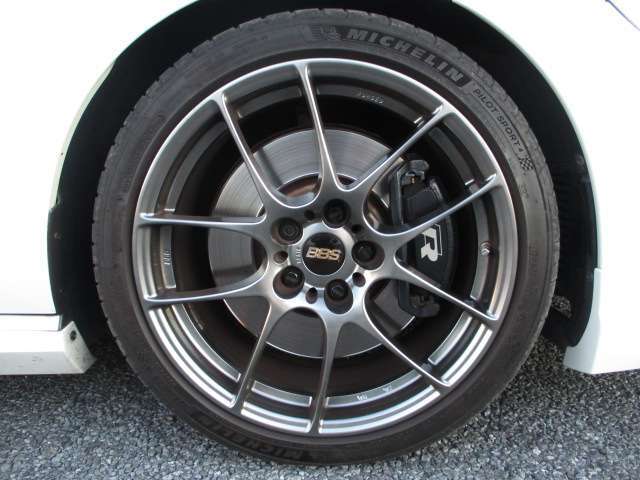 まずはお気軽にお問合せください！当店スタッフがお車の詳細をご説明させていただきます♪お客様よりのご連絡を心よりお待ち申し上げております！！