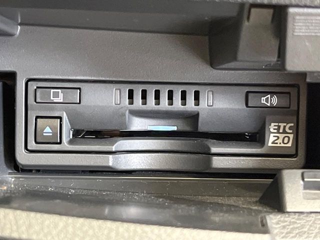 【ETC】高速道路の料金所をストレスなく通過！話題のスポットやサービスエリアに多い「スマートIC」利用時は必須のアイテムです。当店でセットアップを実施、ご納車当日からすぐにご利用いただけます！