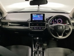 フロントガラスが大きく、ワイドな視界で運転もしやすくなるように、設計されています。