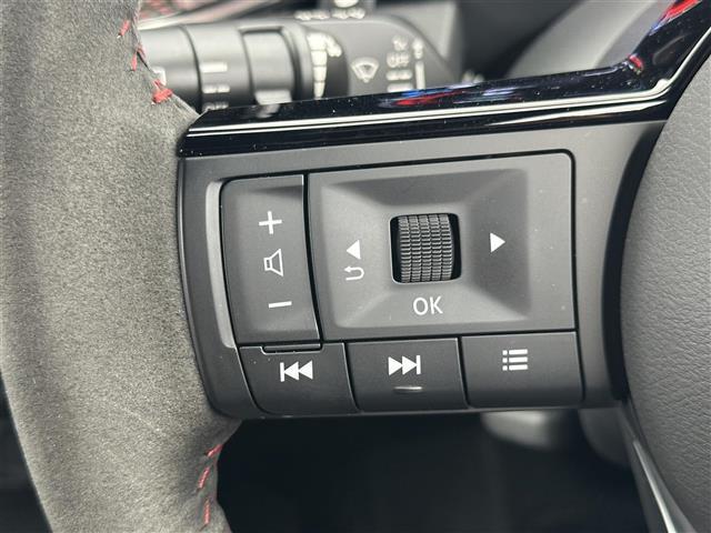 【運転席操作部】快適なドライブを楽しむための機能が装備されています！運転席から触れるので、使いやすいです！除菌プランいれていただくと、さらに清潔で安心していただけます！