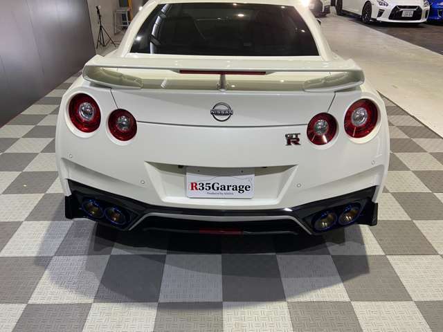 R35Garage →東京都江戸川新堀2-7-1