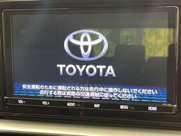 【純正9型ナビ】人気の純正ナビを装備。オーディオ機能も充実しており、Bluetooth接続すればお持ちのスマホやMP3プレイヤーの音楽を再生可能！毎日の運転がさらに楽しくなります！！