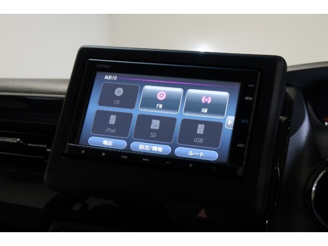 ナビゲーション（VXM-225Ci）はBluetoothオーディオを内蔵しているのでスマートフォンの音楽再生も可能です！