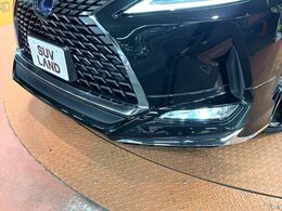 【モデリスタエアロ】人気のモデリスタエアロを装着！クルマの外観がよりスタイリッシュになり、街中で存在感あふれる1台に♪将来買い替える時にもリセールに影響しやすく、価値ある人気の装備です！