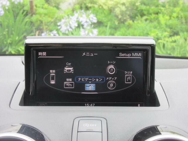 MMIシステムにはナビゲーション、ラジオ、オーディオ、Bluetooth、車両設定機能等がついております。