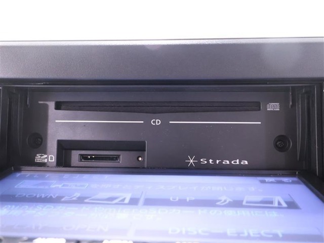 ■CD＆DVD再生可能■　　ドライブが楽しくなりますね！