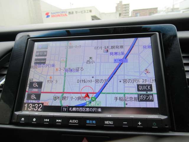 純正メモリーナビゲーション付き！初めて行く場所でも安心です！！