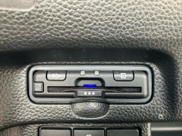 お車に合わせて無料保証以外にも、保証範囲、期間、距離を拡充させた有料保証もご用意しております！中古車の購入が初めてで不安・・・というお客様もご安心ください！