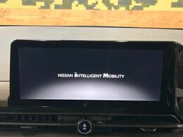 【新品大画面ナビ付き】人気の大型12インチ新品ナビ取付済み！インパクトのある大画面ならマップ表示が見やすいだけでなく、テレビやDVDの臨場感もアップして、いつものドライブがグッと楽しくなります♪