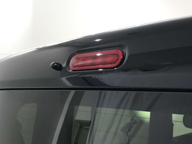 万が一に備えての代車も完備！代車にもナビやETC、バックカメラを装着！！さらに、無料貸し出し！