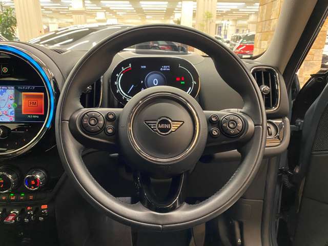 MINIのゴーカートフィーリングを、是非とも味わってください☆