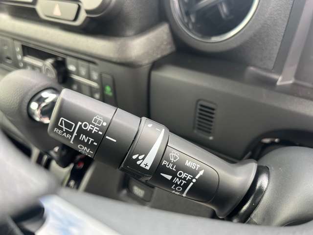 ☆弊社の整備工場には国家資格を持った整備士が多数在籍しております。また、軽自動車だけでなく普通車や外車の整備も実施しておりますのでご購入いただいたお車だけでなくご家族のお車の整備もお任せください☆