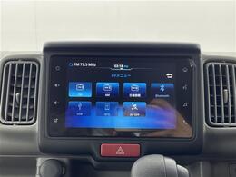 【Bluetooth】ナビゲーションと携帯電話/スマートフォンをBluetooth接続することができます。接続するとハンズフリーで使用することができるので、とても便利です！