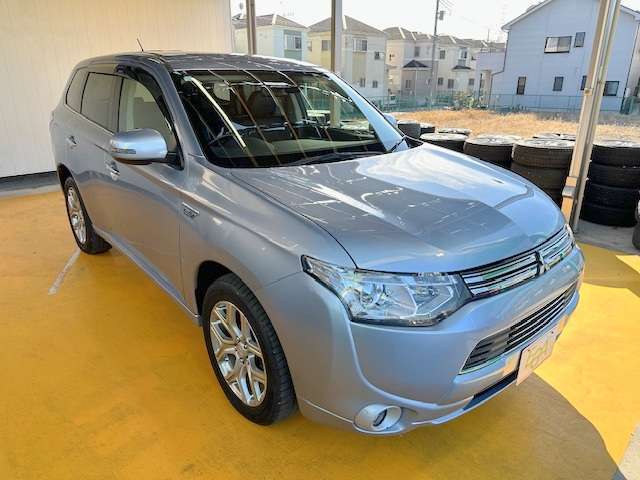 自動衝突被害軽減ブレーキ・レーンキープアシスト搭載車です！お気軽にお問い合わせ下さい！【1st@e-g-a.co.jp】宜しくお願い致します！