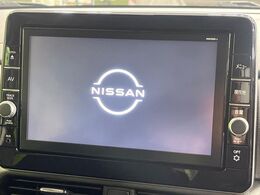 【純正9インチナビ】インテリアに溶け込むスタイリッシュな「専用設計」メーカーナビを装備♪視認性や操作性など基本性能にも優れ、より上質なカーライフをお楽しみいただけます。