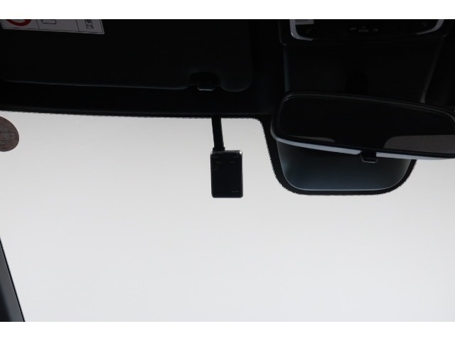 ◆◆『ドライブレコーダー』動画を残すことで万が一の事態に遭遇した時の必須アイテムです！急ブレーキ・急ハンドルが起こった際、自動で記録が上書きされずに保存され、後でPC等で確認出来ます。