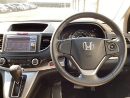 Honda認定中古車 U-Selectは3つの安心をお約束します。■Honda車のプロが整備した安心■第三者機関がチェックした安心■購入後もHondaが保証する安心