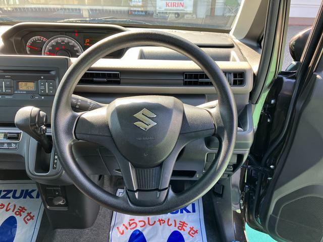 最近多いご依頼で、「ドライブレコーダー」の取付があります。もしもの時の備えに強力なアイテムとなります。車両購入時に是非ご検討ください。