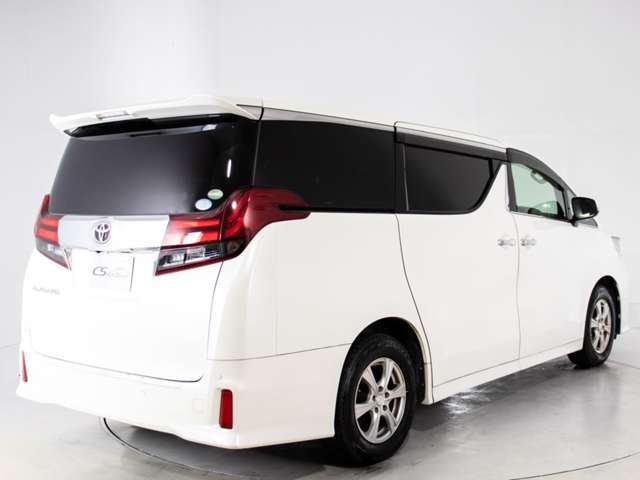 アクセスも簡単！東北自動車道の岩槻インターから約5分！！常磐自動車道、外環自動車道、首都高速道路と高速道路でのアクセスが非常に楽です！国道16号線、122号線も幹線道路です！是非ご来店下さい！！