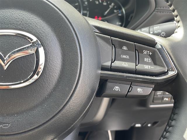 【　アダプティブクルーズコントロール　】設定した車速内で自動で加減速♪先行車との車間距離を適切に維持した追従走行が可能です♪