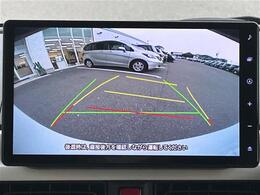 【バックモニター】後ろのカメラの映像をモニターに映し出すことができます！後方の見えない死角や、障害物との距離感をしっかり確認することができます！駐車が苦手な方におすすめです。