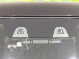 【スズキ　セーフティサポート】走行中に前方の車両等を認識し、衝突しそうな時は警報とブレーキで衝突回避と被害軽減をアシスト。より安全にドライブをお楽しみいただけます。
