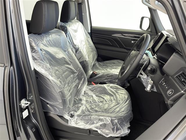 【運転席】『運転席周辺』の画像になります。写真の内容に関してご不明点、ご質問等がございましたらお気軽にガリバー店舗までお問い合わせください。