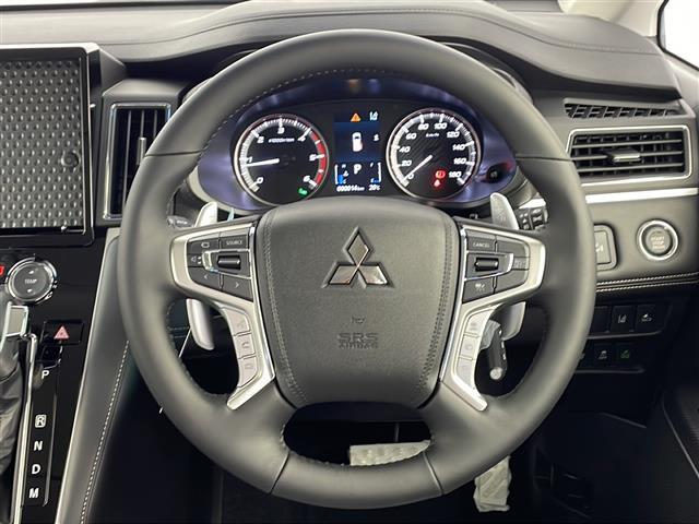 【ハンドル】『ハンドル/ステアリング』の画像になります。写真の内容に関してご不明点、ご質問等がございましたらお気軽にガリバー店舗までお問い合わせください。