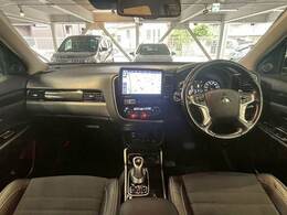 アイポイントが高く見晴らしの良い運転席です！