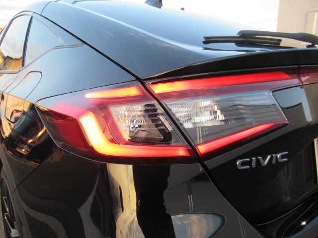 【外装】目立った傷やくすみもなく良好です。