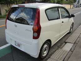 少し離れた保管場所へ車両がおいてる時もありますのでご来店前には必ずお電話いただけるようお願いいたします