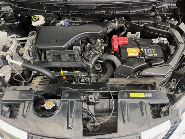 親切・丁寧な専門メカニックスタッフが応対！・車検・点検整備・事故等の修理などアフターサービスも安心。お車のカスタマイズもネクステージのサービススタッフまでご相談ください！