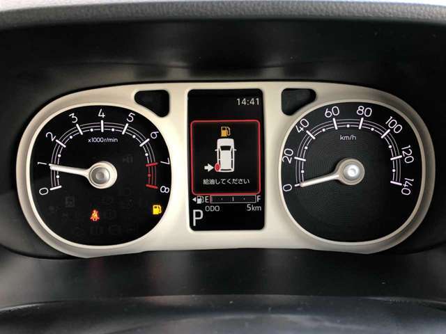 ドライブ中いつも確認いただくメーターは見やすいようにきれいに清掃してあります！ぜひ一度ご確認ください☆