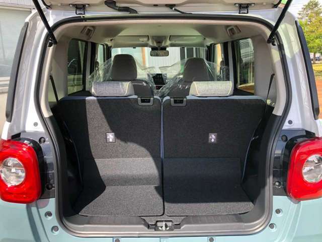 大容量のラケッジスペースは沢山の荷物を積み込む事が可能です！！