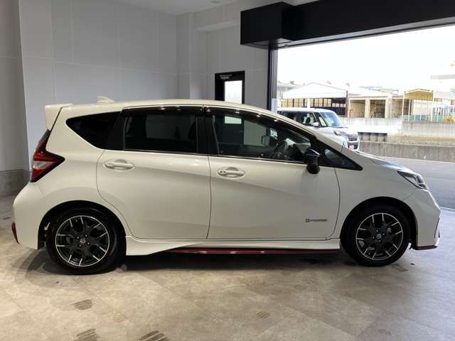 ☆新車の販売も可能です☆新車ご希望のお客様も是非当店にご相談下さいませ♪