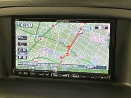 【純正ナビ】人気の純正ナビを装備。オーディオ機能も充実しており、Bluetooth接続すればお持ちのスマホやMP3プレイヤーの音楽を再生可能！毎日の運転がさらに楽しくなります！！
