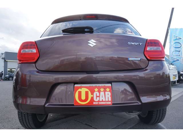 部品の取り付けもお任せください！軽点検はもちろん重整備もご依頼ください！店頭でお待ちになる場合は広々とした待合室でお待ちいただけます！日数がかかってしまう場合は代車の貸し出しも行っております！