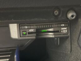 【ETC】高速道路の料金所をストレスなく通過！話題のスポットやサービスエリアに多い「スマートIC」利用時は必須のアイテムです。当店でセットアップを実施、ご納車当日からすぐにご利用いただけます！