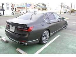 純正マットカラー！コンフォートエクセレンスP！HUD！ハーマンカードン！純正20インチAW！ロワリングキット！