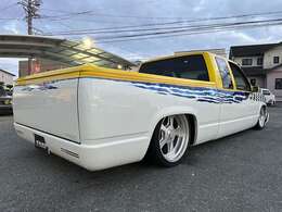 C1500EXTキャブ　前後新品エアサス　バドニックアルミ　スムージング　ビレットグリル　カスタム車