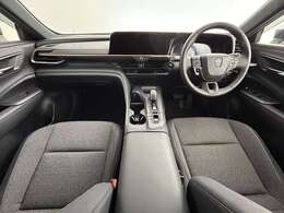 納車前に内外装のクリーニングをいたします。各種コーティング（別途有料）もご用意しておりますので、是非ご相談ください。