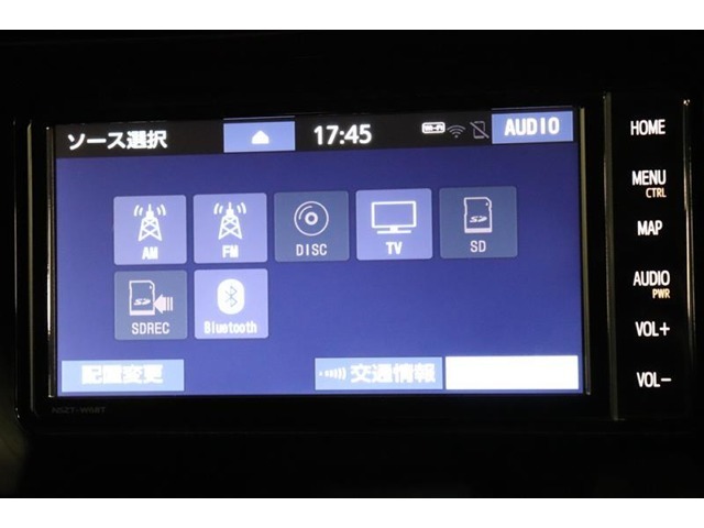 CD・DVD・SDオーディオ・Bluetoothオーディオ再生可能。SDカードへの音楽録音も可能。フルセグTV視聴可能。