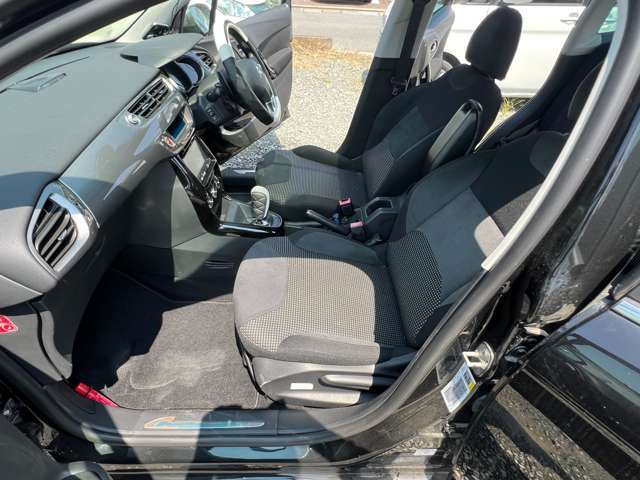 掲載後わずか1日で売れてしまう車も多いです！売約済みだとご迷惑をお掛けしてしまう為、ご来店の際は事前に　電話番号　055-298-6227へご連絡を♪